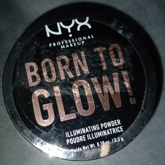 New Born to Glow Illuminating Powder - Picture 1 of 6